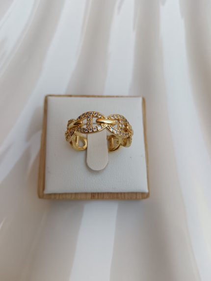 Anillo con cristales